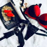 Bondage putá na zápästie a krk, zaťahovací popruh